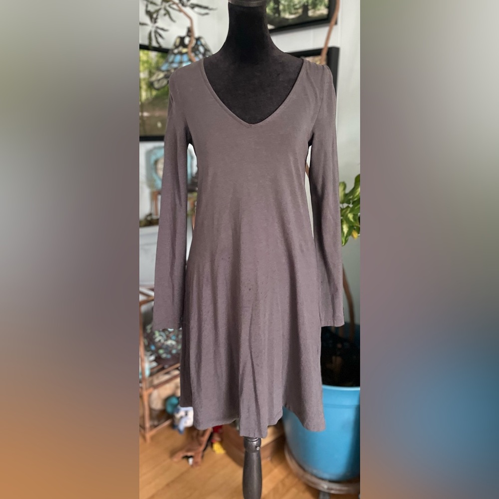 Express Fit and Flare Gray Long Sleeves V-Neck Swing Dress Size XS